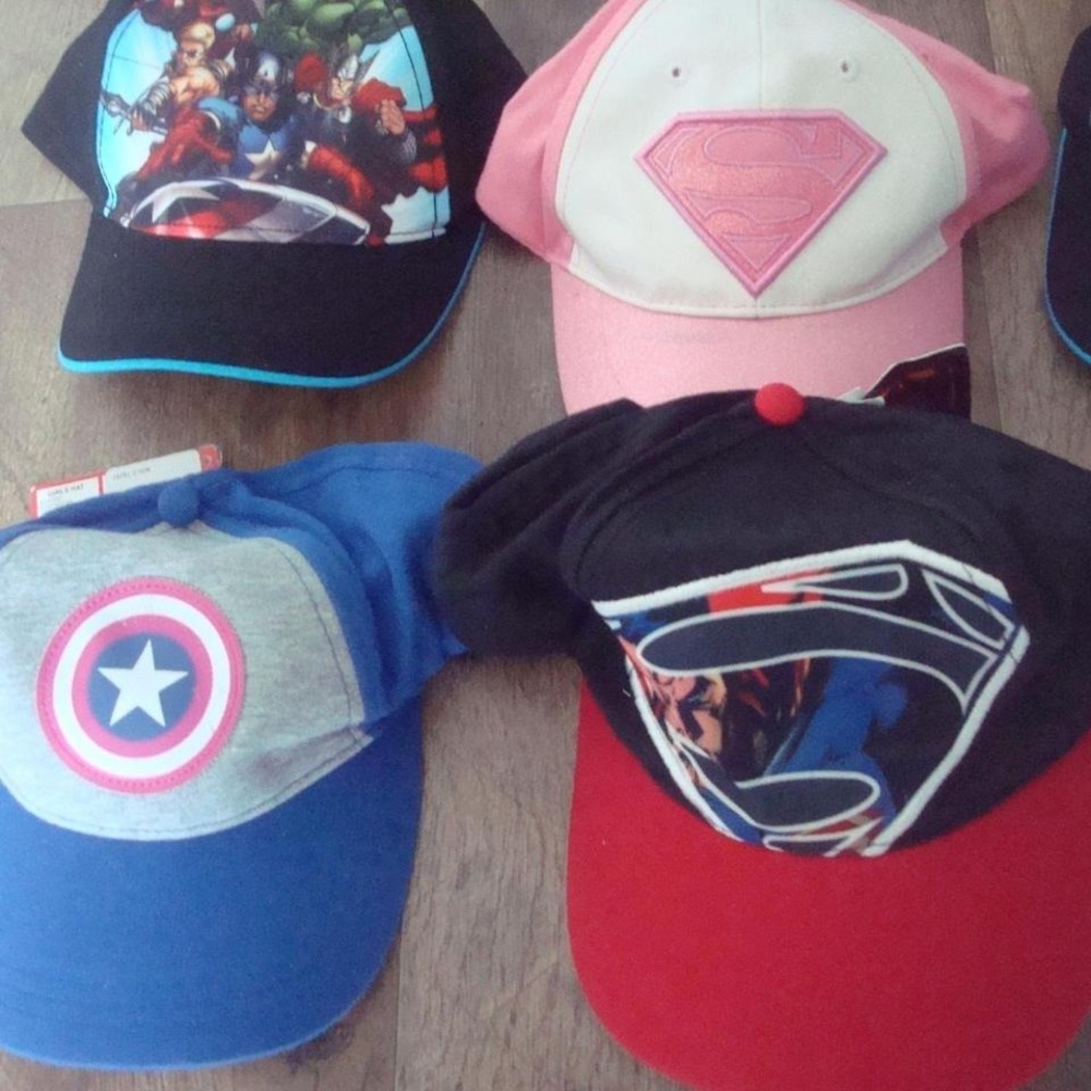 6 HAT LOT BUNDLE KIDS YOUTH BATMAN SUPERMAN DC MARVEL HAT CAP VINTAGE 00S Y2K M1